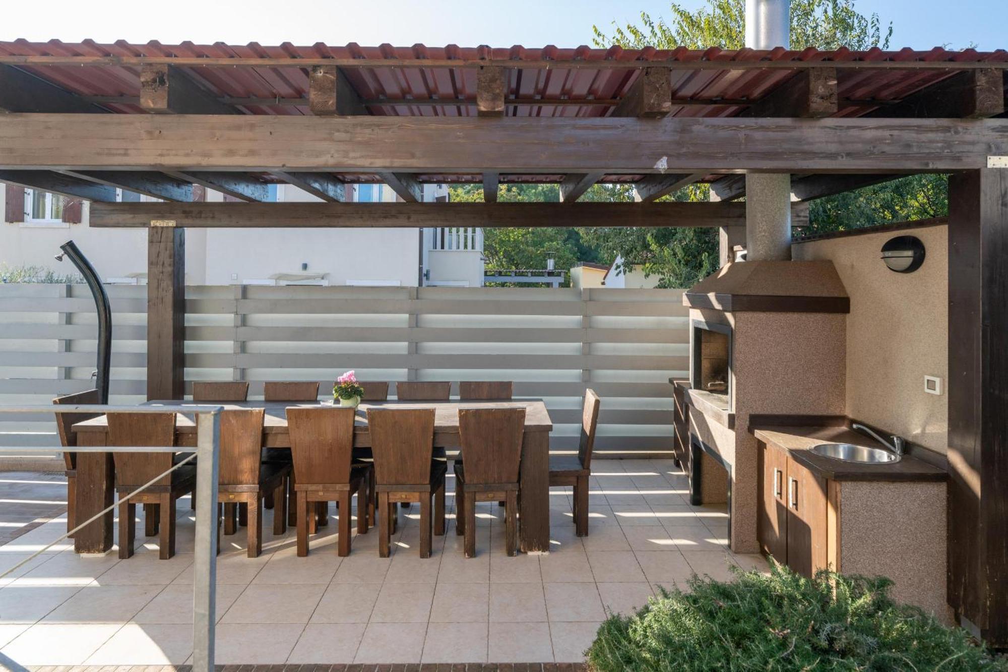 Villa CASTAGNA holiday home Premantura Exterior foto