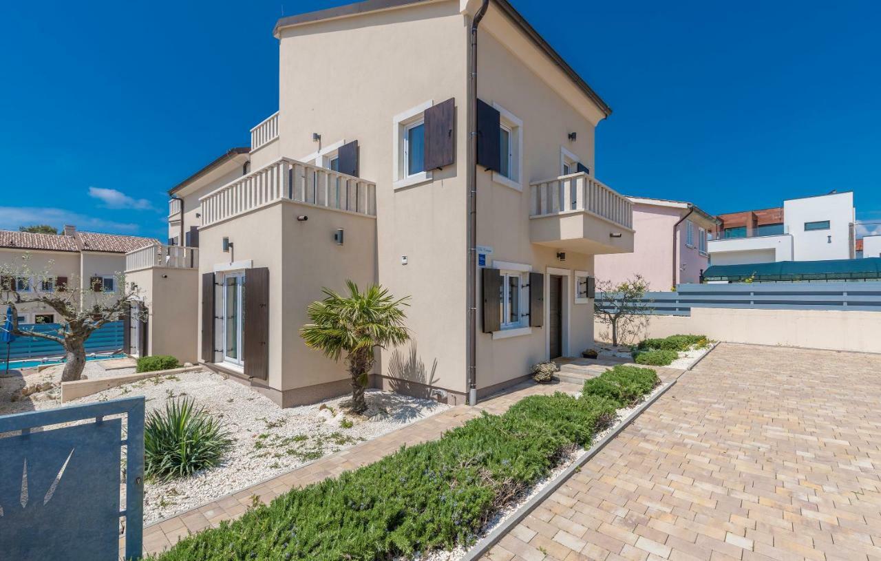 Villa CASTAGNA holiday home Premantura Exterior foto